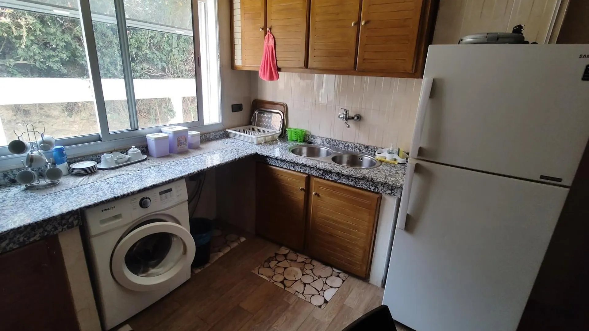 Quiet Fully Furnished Apartment Great Location With Wifi Agadir 0*,  Marocko